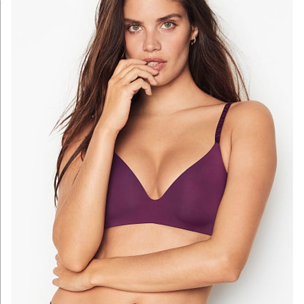 NWT Victoria’s Secret T-Shirt Bra